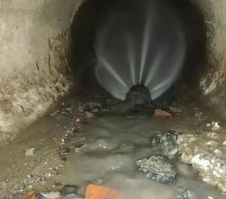 白马井镇市政管道清淤